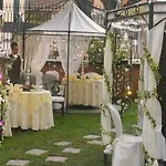 Palazzo Vannoni 3* לבנטו