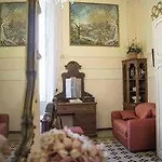Palazzo Vannoni 3* לבנטו