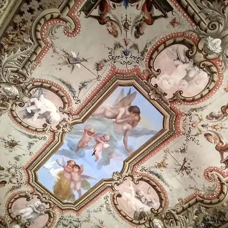 Palazzo Vannoni 3* レヴァント