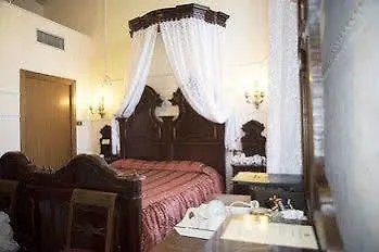 Palazzo Vannoni Ξενοδοχείο Λεβάντο